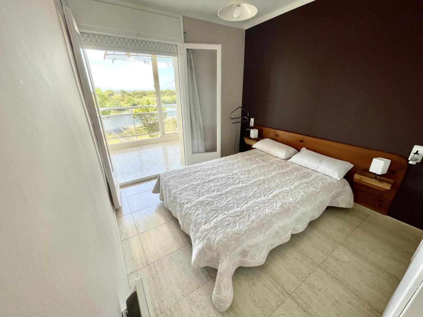 33Apartamento Soleado De Dos Habitaciones Эмпуриабрава Экстерьер фото